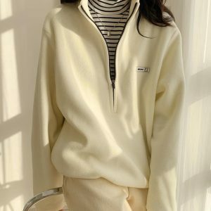 Coquette Style Half Zipper Fleece Sweatshirt in Y2K Fashion Aesthetic