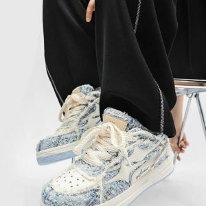 Star Patch Sneakers: Y2K Fashion Meets Grunge Aesthetic for Cute Outfits