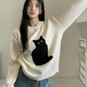 Y2K Fashion Cat Sweater: Oversized Grunge Aesthetic for Cozy Vibes