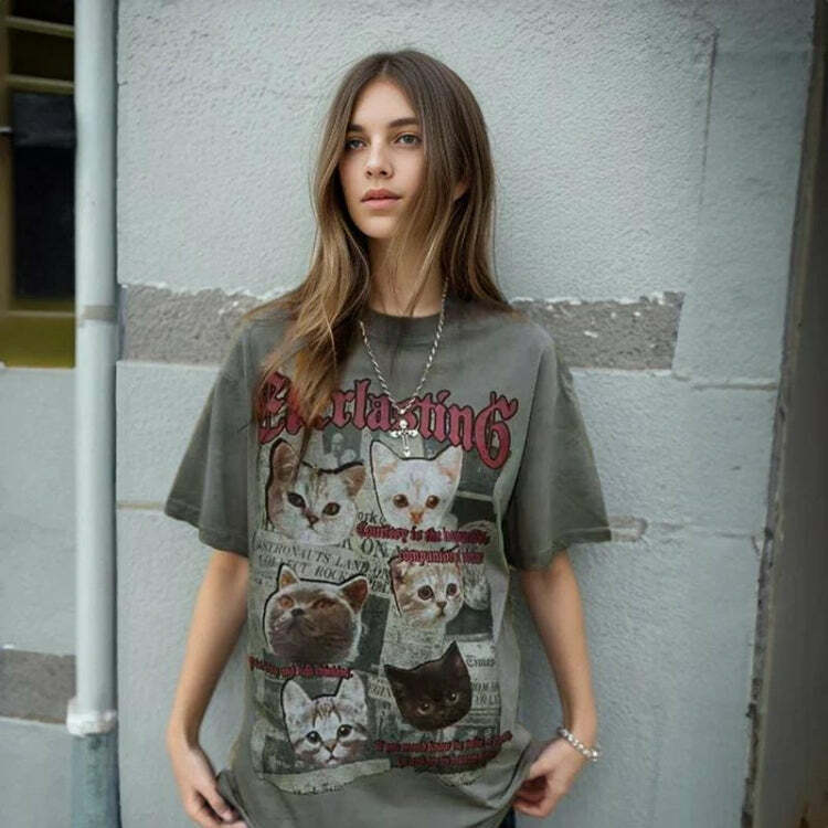 Y2K Fashion Cats Tee: Cute Oversized Graphic Tee for Coquette Aesthetic