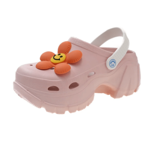 Y2K Fashion Chunky Crocs: Coquette Aesthetic & Grunge Style Footwear