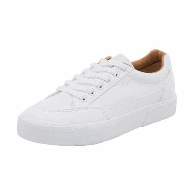 Y2K Fashion Classic White Sneakers for Coquette and Grunge Aesthetics