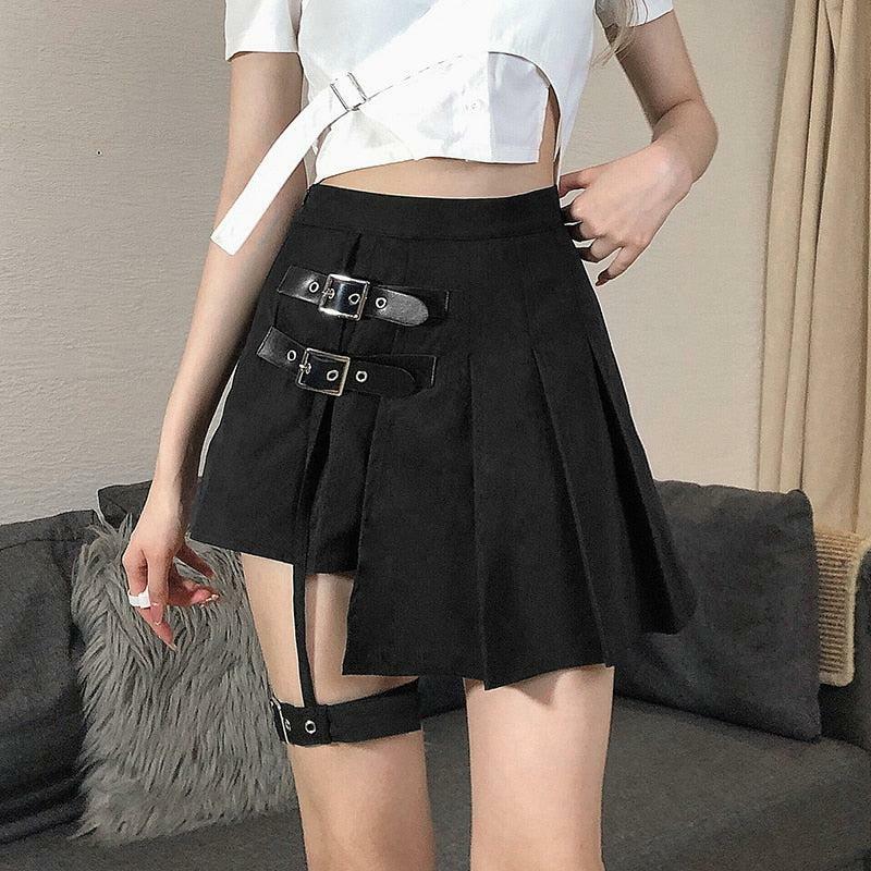 Y2K Fashion Goth Belt Detail Mini Skirt - Grunge Aesthetic Coquette Style