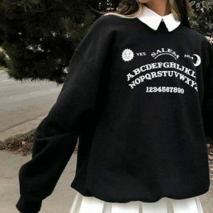 Y2K Fashion Oversized Sweater & Shark Blanket - Coquette Grunge Aesthetic