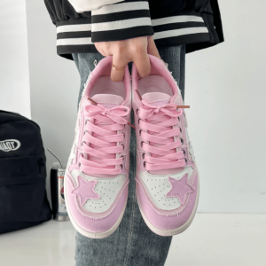 Y2K Fashion Star Skater Girl Sneakers - Cute Aesthetic Footwear