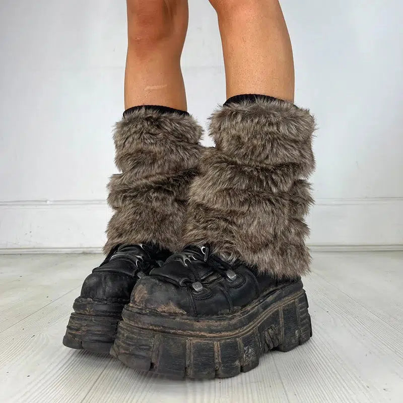 Y2K Grunge Faux Fur Leg Warmers for Coquette and Emo Aesthetic Outfits